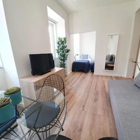Apartment Shortstayflat - Central & Trendy *
